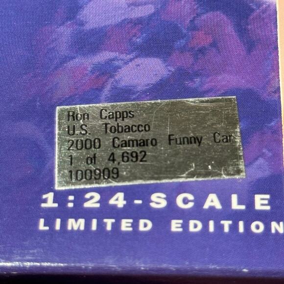 Ron Capps U.S. Tobacco 2000 Camaro Funny Car 1/24 Action Racing MBNA NHRA 1:24 - Picture 9 of 9